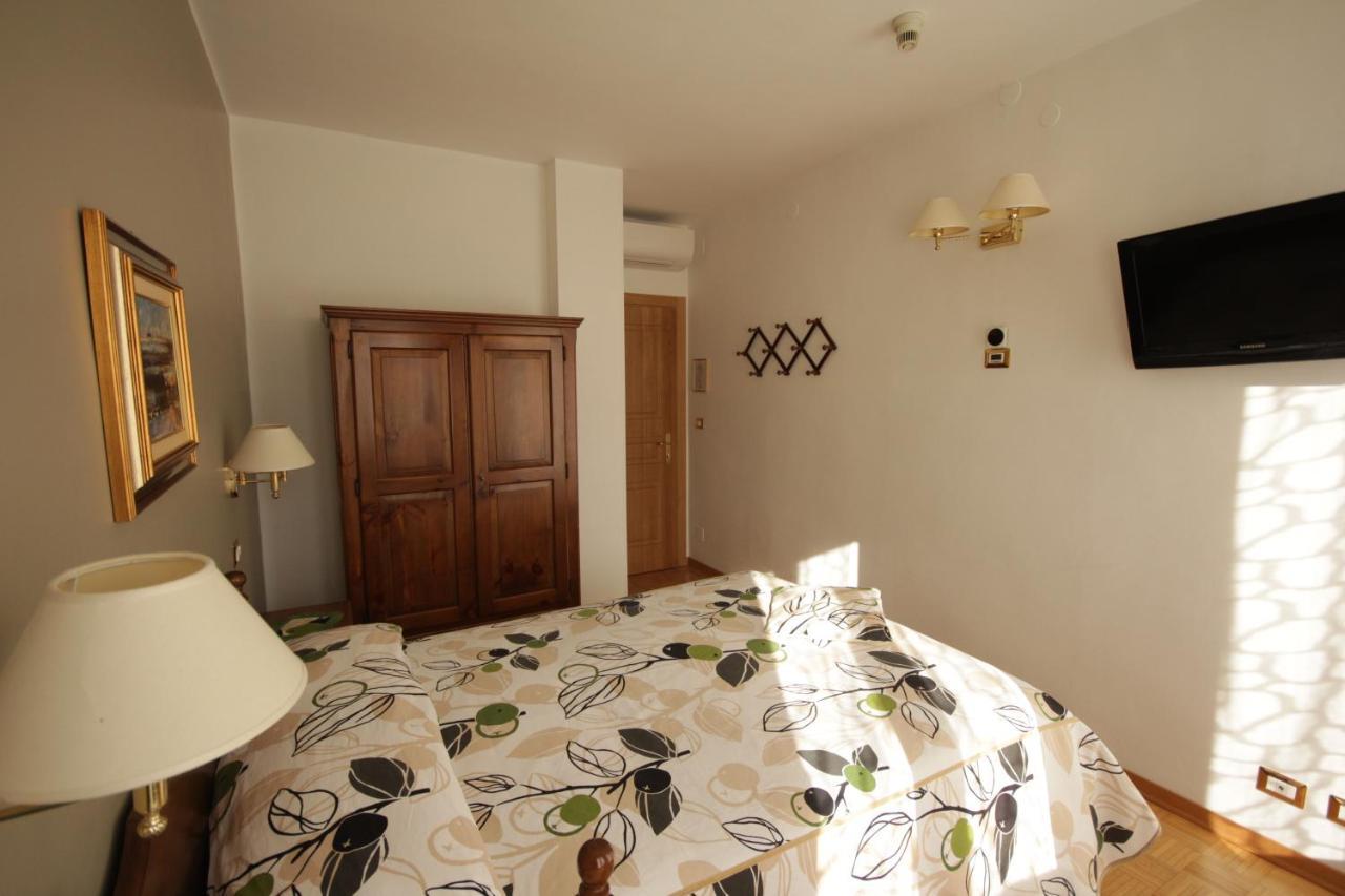 Hotel Ristorante Da Politano Boves Zewnętrze zdjęcie